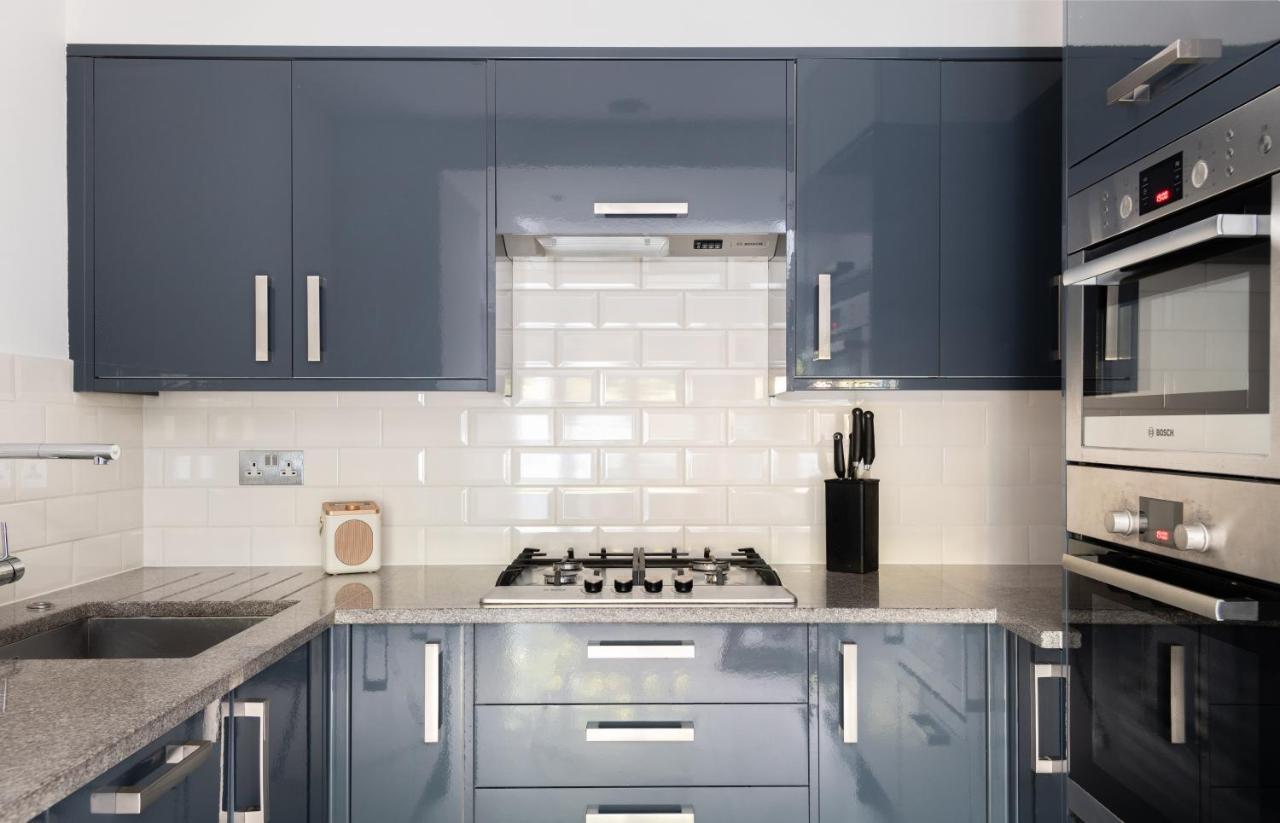 The Heart Of Shepherds Bush - Modern 2Bdr Apartment With Garden Londýn Exteriér fotografie